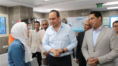 رئيس الرعاية الصحية يجري جولة تفقدية بمنشآت التأمين الصحي الشامل في سيناء