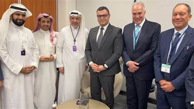 وزير الإسكان يعقد اجتماعات مع ممثلي مجلس الأعمال السعودي المصري لبحث التعاون 