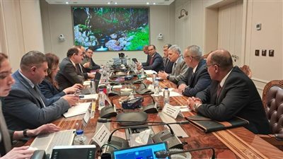  أسامة ربيع ووزير المالية يبحثان النتائج المالية لهيئة قناة السويس 