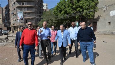 محافظ أسيوط يتفقد شوارع منطقة سيد بحي غرب والمركز التكنولوجي المتنقل