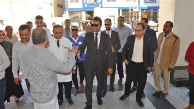 وكيل صحة سوهاج يزور مستشفى طهطا العام