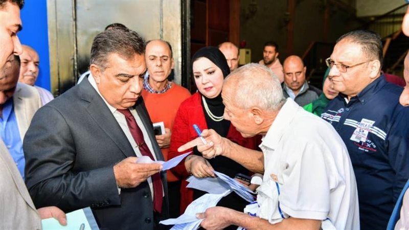 متابعة العمل