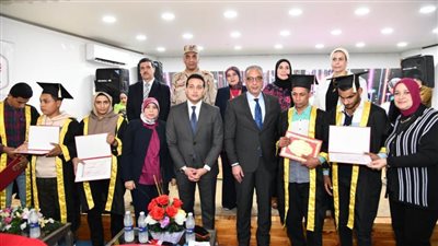 محافظ الفيوم يشهد حفل كورال جمعية قلوب الخير للمكفوفين 