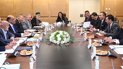 وزيرة التضامن الاجتماعي تترأس اجتماع مجلس أمناء المؤسسة القومية لتيسير الحج