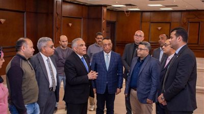  بالصور.. رئيس جامعة طنطا يتابع مشروعات الإنشاءات الجديدة والصيانة والتطوير بمجمع سبرباي