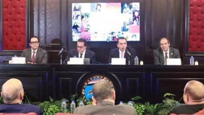  وزير الصحة يستعرض جهود الدولة في دعم القطاع الصحي علي مدار 10 سنوات