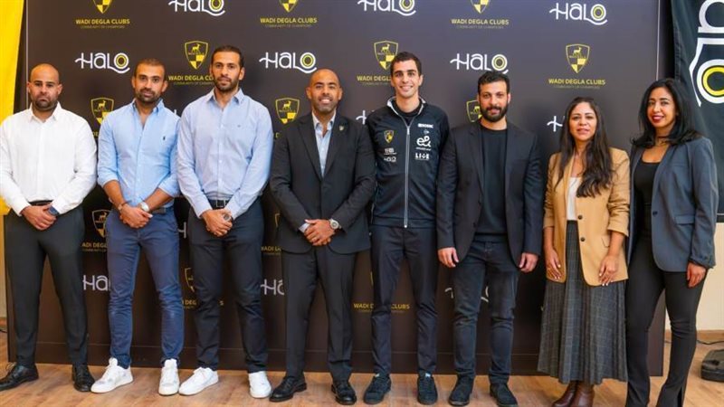 نجم الاسكواش العالمي