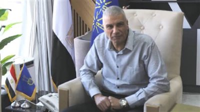 محافظ أسوان يكلف السكرتير العام لافتتاح معرض الملابس الشتوية الجاهزة لمستقبل وطن