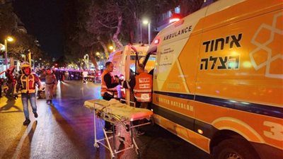 مقتل شاب وإصابة آخر بجروح خطيرة في جريمة طعن بالنقب