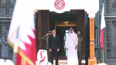 أمير قطر يبحث هاتفيًّا مع رئيس أذربيجان علاقات التعاون بين البلدين