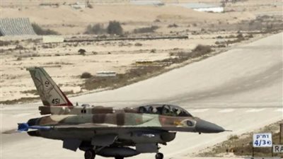 عاجل| بسبب هاتف.. حادث خطير بين طائرتي 