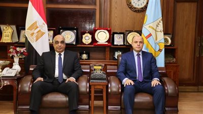 وزير العدل يتفقد مجمع محاكم كفر الشيخ