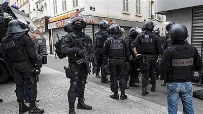 تحرير الرهائن المحتجزة في مطعم بإحدى ضواحي باريس