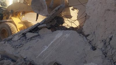 محافظ أسيوط: إزالة ورفع الإشغالات والتعديات على حرم الطريق بمنطقة السادات بحي غرب