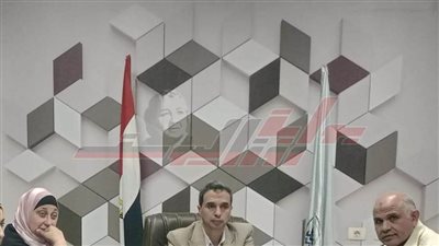 وكيل تعليم كفر الشيخ يعقد اجتماعاً بمديري المراحل وموجهي العموم