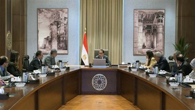 رئيس الوزراء يبحث جهود النهوض بقطاع السياحة وآليات التطوير