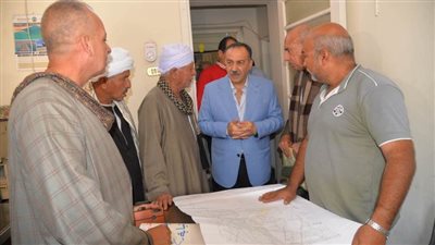 محافظ أسيوط يفاجئ العاملين بهندستي ري مركز وشرق والإدارة العامة لتوزيع المياه للوجه القبلي