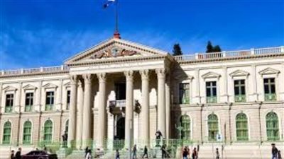 رئيس السلفادور السابق يحاكم 