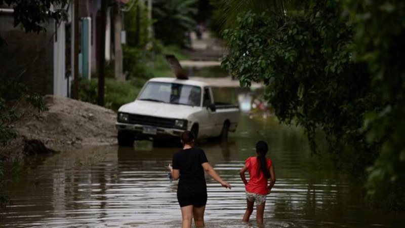 مياه الفيضانات في