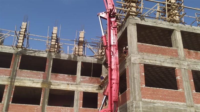 جانب من أعمال إنشاء