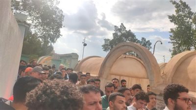 بالصور.. تشييع جثمان اللاعب محمد شوقي في مسقط رأسه 