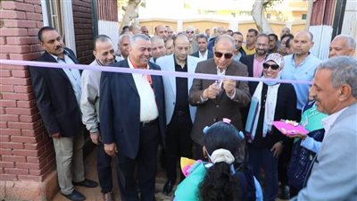 محافظ المنيا يفتتح مدرسة 