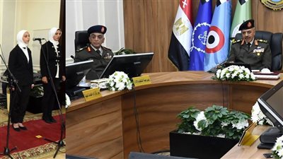 عاجل.. رئيس الأركان يشهد اختبارات كشف الهيئة للطلبة المتقدمين للالتحاق بمعهد ضباط الصف والمعاهد الصحية 