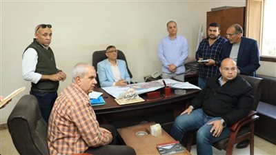 محافظ الجيزة يعقد اجتماعا بالمنطقة الصناعية بعرب أبو ساعد لبحث عدد من ملفات العمل الحيوية