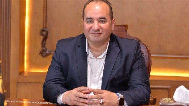 الدكتور عمرو عبده