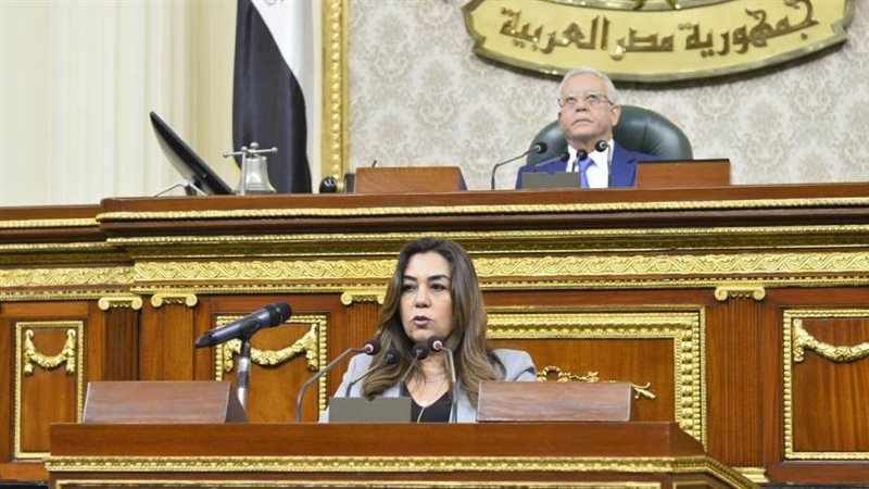 الدكتورة منال عوض