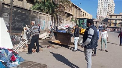حملة مكبرة لإزالة الإشغالات بسوق الجمعة بغرب الإسكندرية