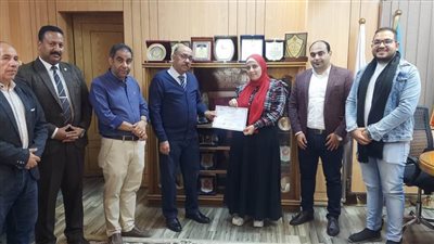 ختام تدريب 75 فنيًا على الأشعة المقطعية بمستشفيات أسيوط ووكيل الوزارة يسلم الشهادات