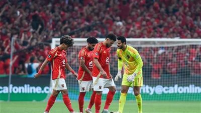 الشوط الأول| الأهلي يقع في فخ التعادل السلبي أمام الاتحاد السكندري