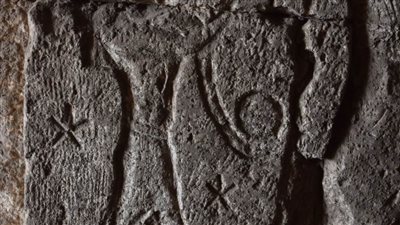 عاجل.. الكشف عن صرح معبد بطلمي جديد بمنطقة أتريبس بسوهاج