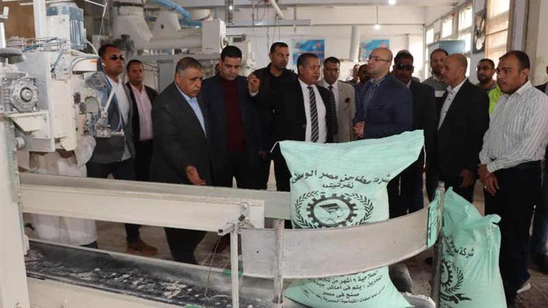 محافظ بنى سويف يزور