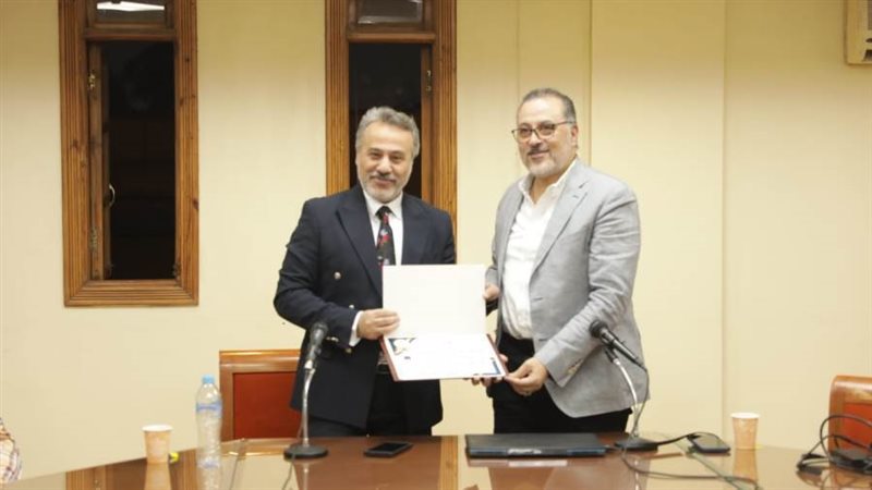 جانب من الحوار