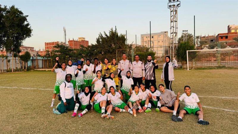 فريق النادي المصري