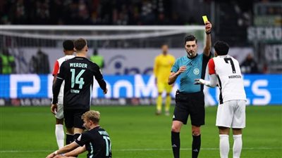 عاجل.. «مرموش» يخفق في ملاحقة «كين».. وآينتراخت وصيفًا بالفوز على فيردر بريمن 