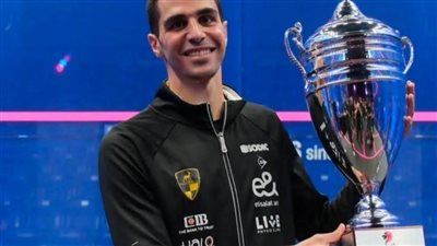 علي فرج لاعب وادي دجلة يُتوج ببطولة سنغافورة المفتوحة للإسكواش
