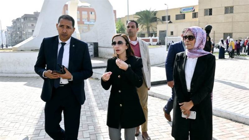 جانب من المتابعة