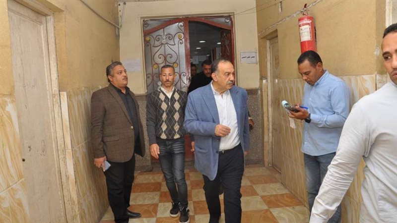 محافظ أسيوط يتفقد