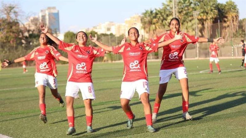 فريق الكرة النسائية