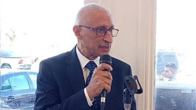 محافظ شمال سيناء يكرّم الدارسين بمركز إعداد محفظي القرآن الكريم بالعريش