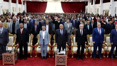 محافظ الوادي الجديد يشهد حفل ختام 