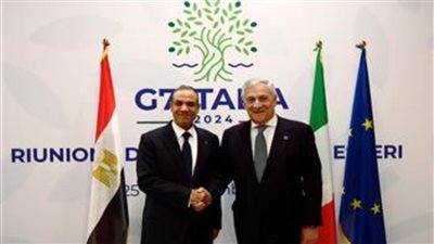 وزير الخارجية والهجرة ووزير خارجية ايطاليا يبحثان العلاقات الثنائية المتميزة بين البلدين