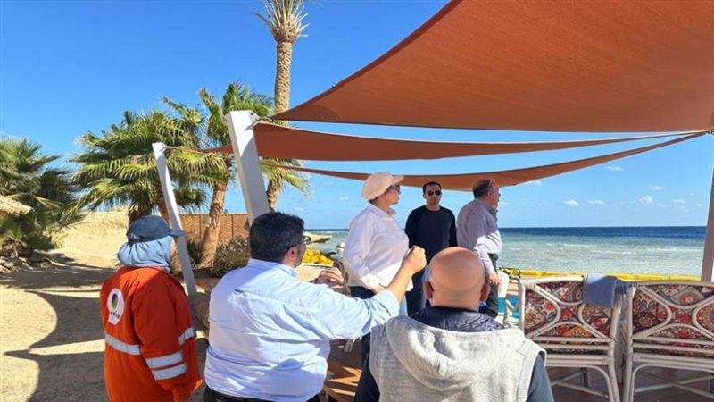 وزيرة البيئة تتابع