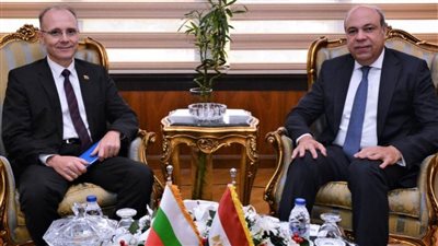 مصر تدرس تعديل اتفاقية النقل الجوي الموقعة مع بلغاريا