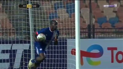 أستاد أبيدجان يسجل هدفه الأول أمام الأهلي