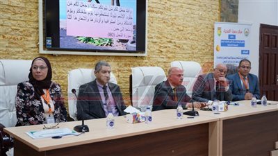 بحوث الصحراء يعقد ورشة عمل حول النباتات العصارية والشوكية بمطروح