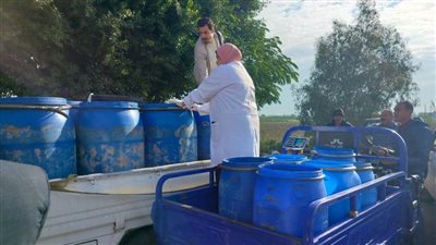 إعدام كميات من الألبان غير صالحة للاستهلاك الآدمى  